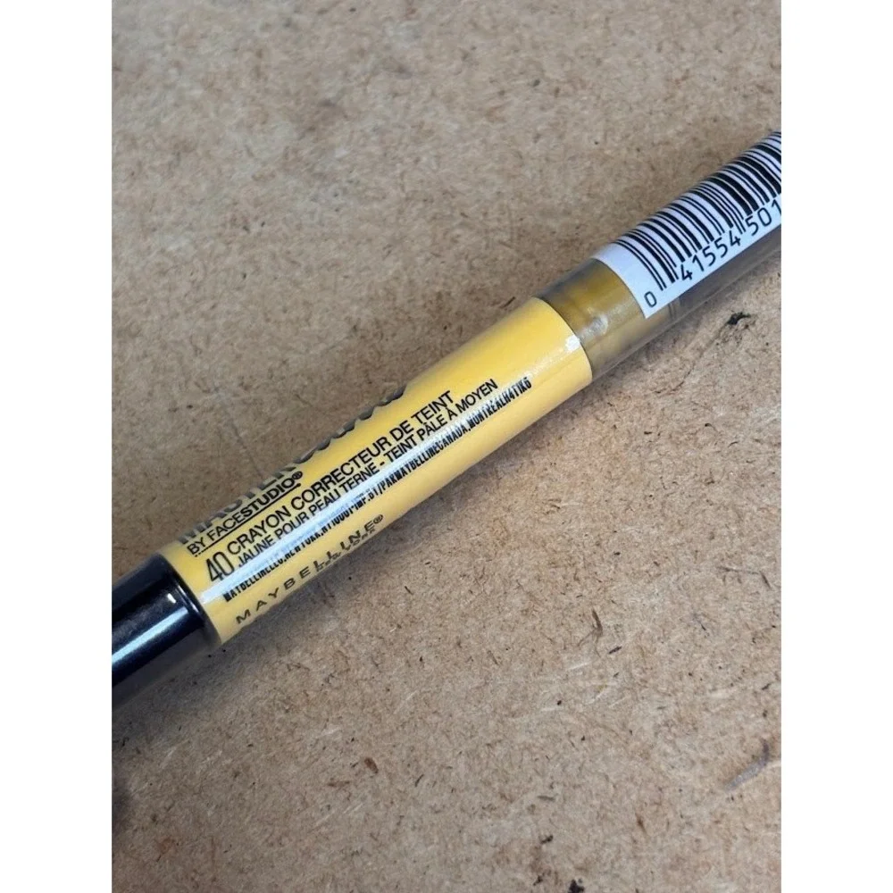 Maybelline Master Camo Color Correcting Pen 40 Yellow Light to Medium Skin Tones